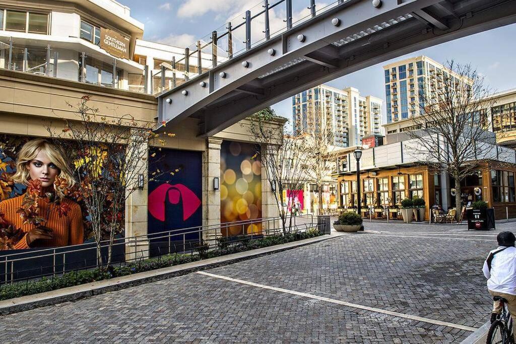 Appartamento The Perfect Scenario In Buckhead Atlanta Esterno foto